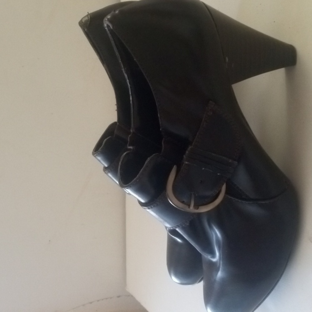 Women's Bass Dark Brown Ankle Boots Size 8 1/2M - Picture 4 of 12